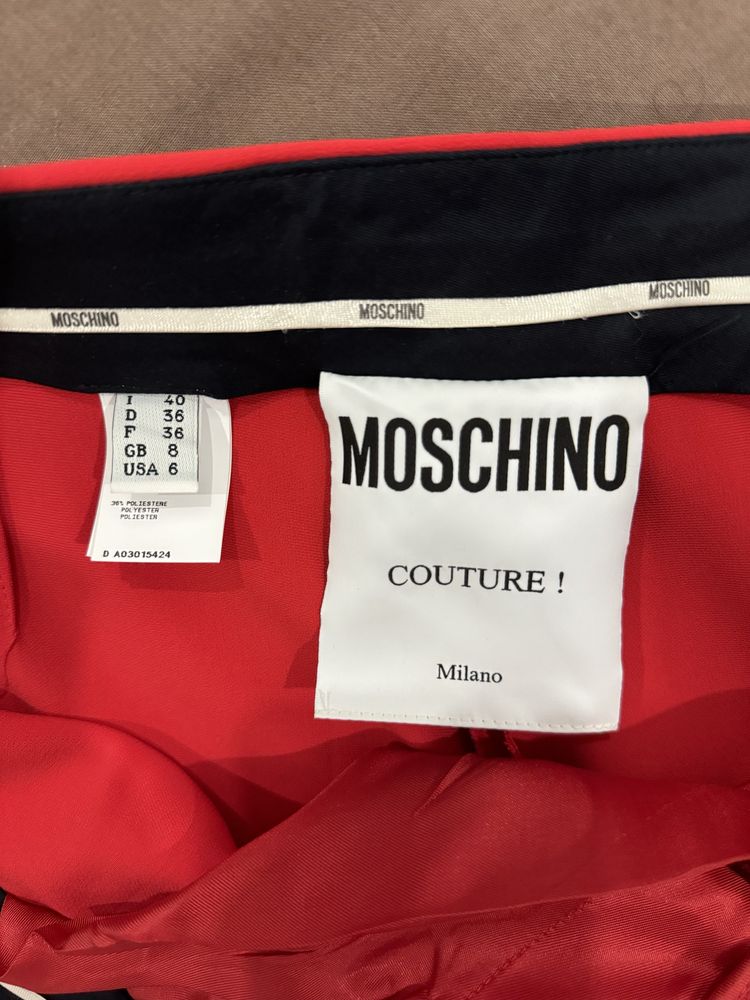 Calças sociais Moschino vermelhas