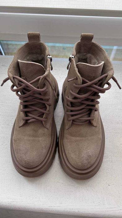 Ботинки женские, размер  36-36,5   (22,6-23см)