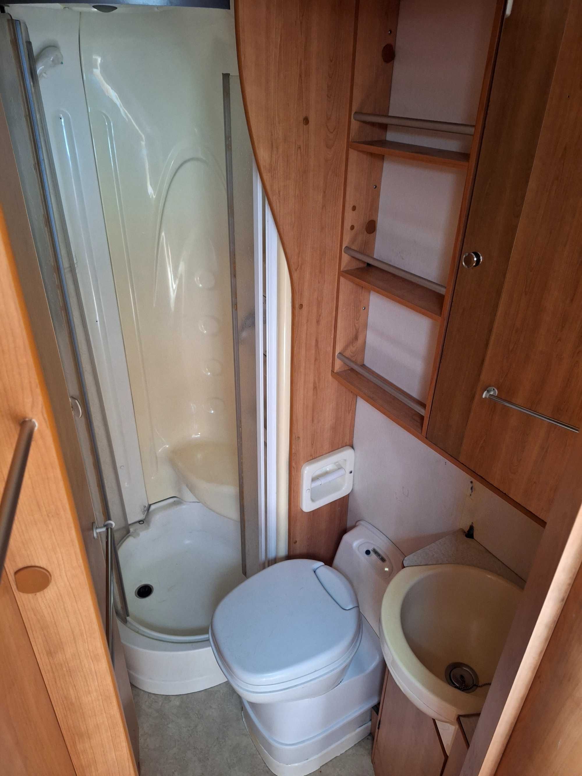 Autocaravana fordtransit  laika