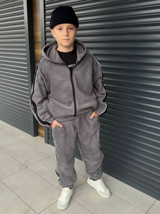 Спортивный,флисовый костюм для мальчиков 134-140,146-152,158-164 р.