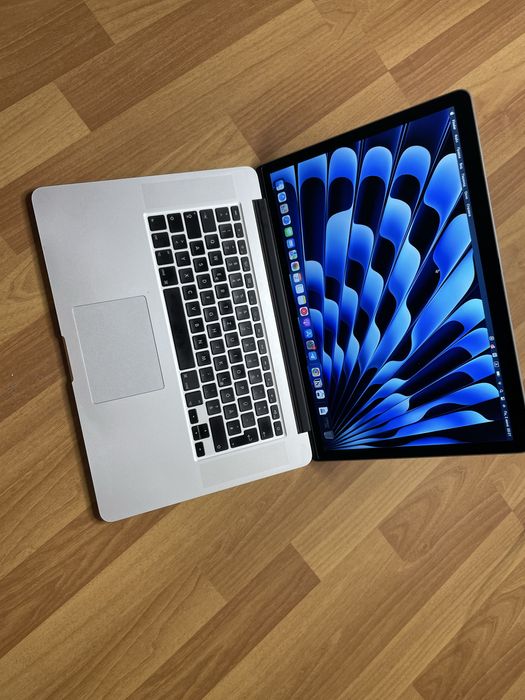 Macbook Pro 15,4 Mid2014