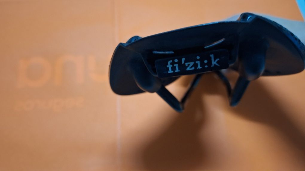 Selim Fizik Antares Versus Evo Adaptive