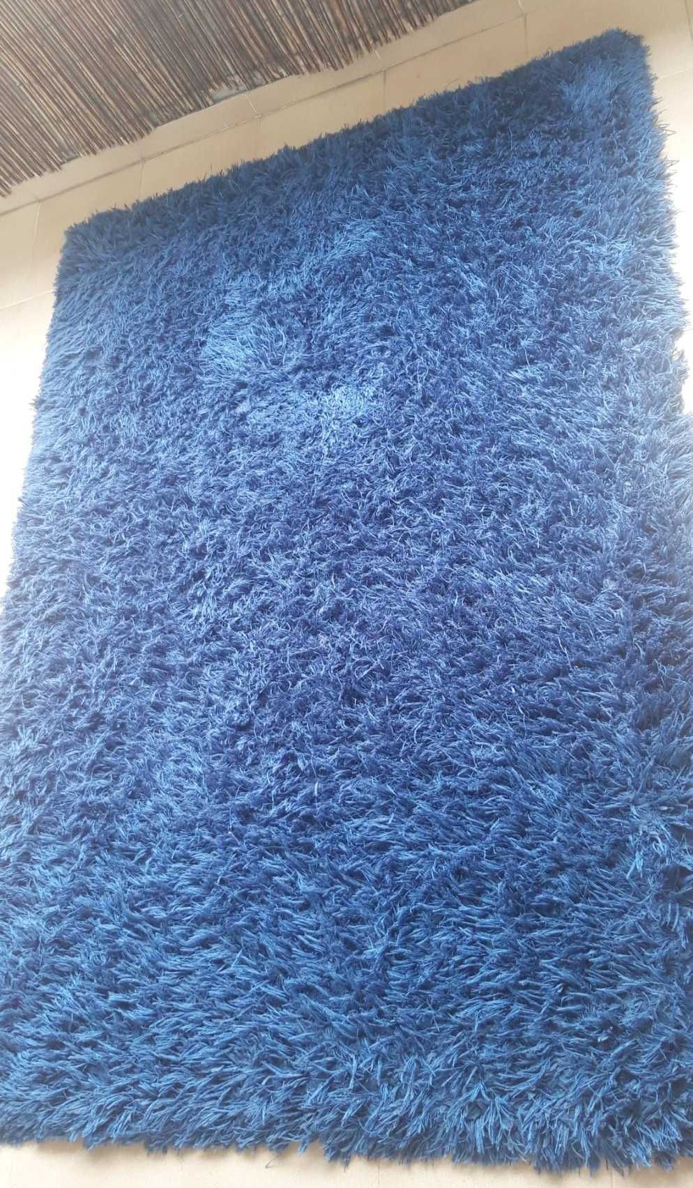 Tapete azul escuro 2,05 x 1,45 cm