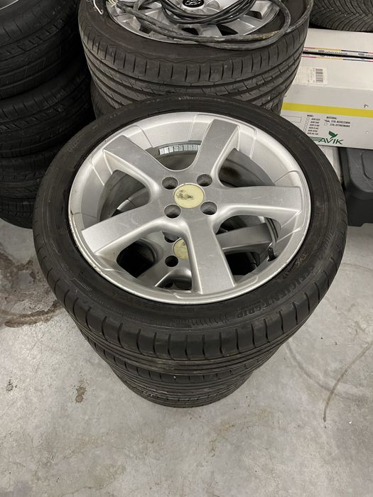 Felgi aluminiowe 17’ 4x100 + opony 225/45/17
