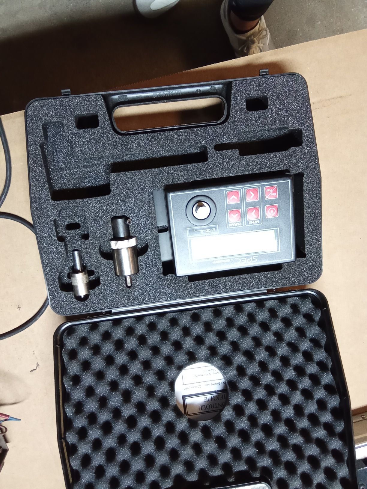Medidor de torx digital
