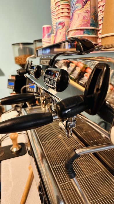 Готовий бізнес під ключ - стильна кавʼярня в серці Оболоні.