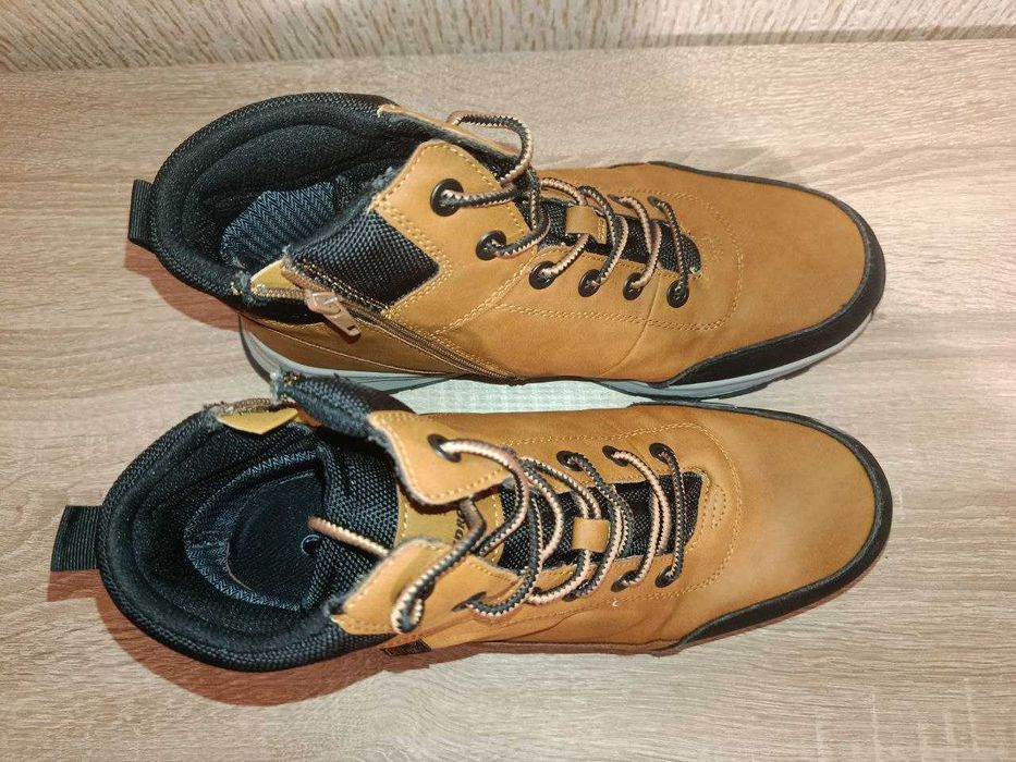 Чоловічі туристичні зимові черевики Landrover, коричневі, 44 розмір