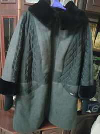Зимове класнюче пальто 68 розміру