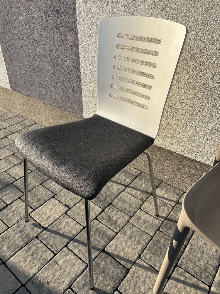 Krzeslo Nowe materialowo drewniane 1 szt