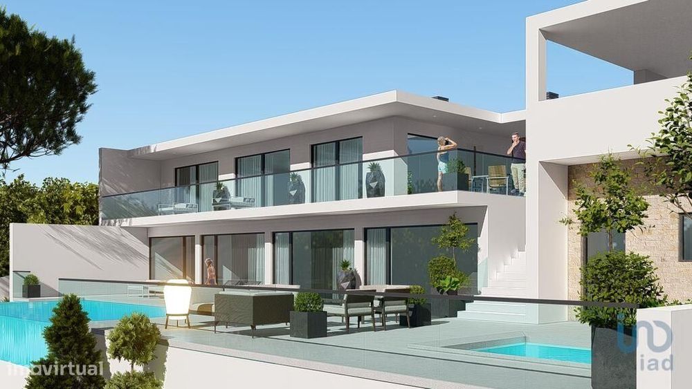 Casa / Villa T4 em Rio Maior de 263,00 m2