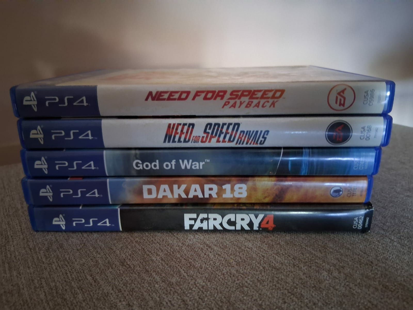 Vende se jogos da PlayStation 4