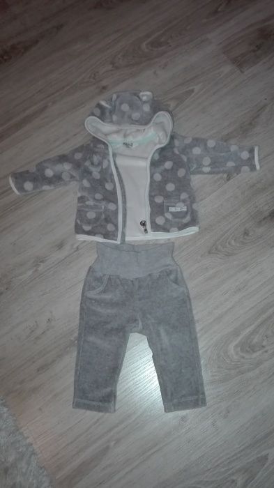 Dresik welurowy szary