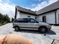 Chrysler Voyager do przewozu osób niepełnosprawnych