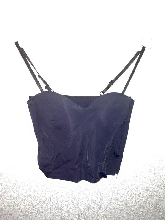 Топ, нові, чорний і білий колір