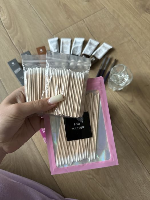 Zestaw dla stylizacji brwi - henna, farba, pędzle, żel do brwi, botox