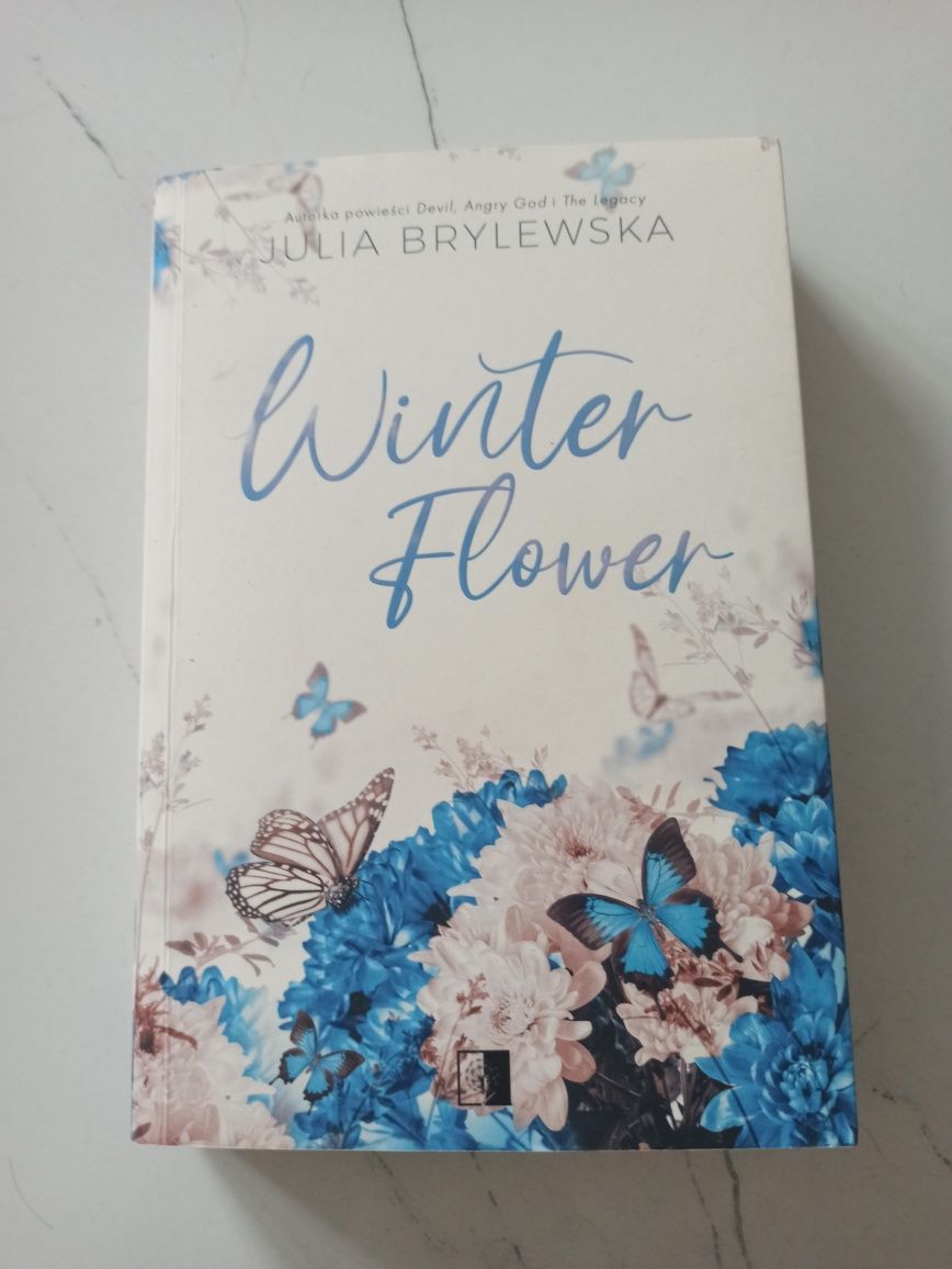 Winter flower Julia Brylewska