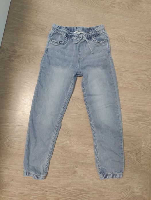 Джинси для дівчинки 6-8 років