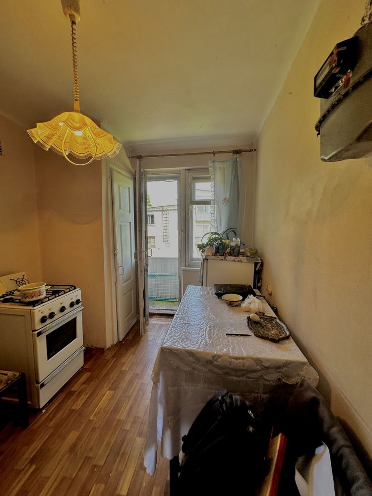 Продаж 2-кімнатна квартира в центрі м. Жидачів, вул. Клубна, 1 (парк)