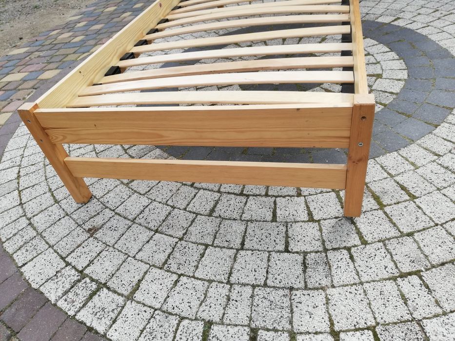 Łóżko 180*80 z materacem, okazja