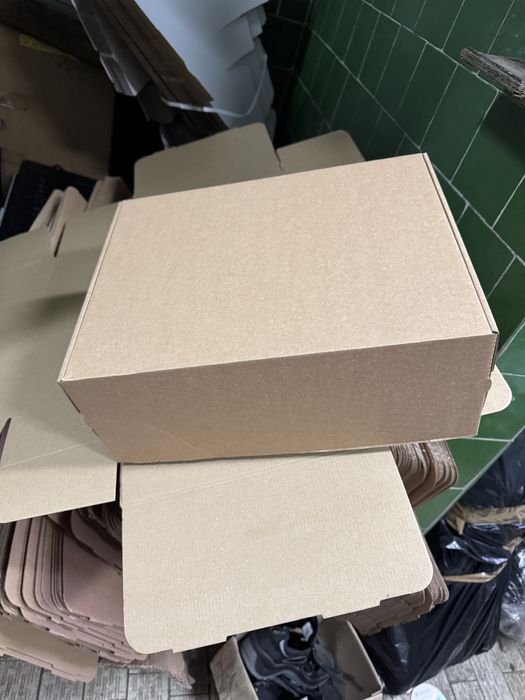Kartony fasonowe z taśmą 40x30x15 50 sztuk