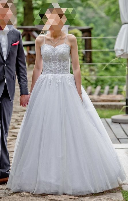 Suknia ślubna model 2021 rozmiar 36 (38) gorset wiązany