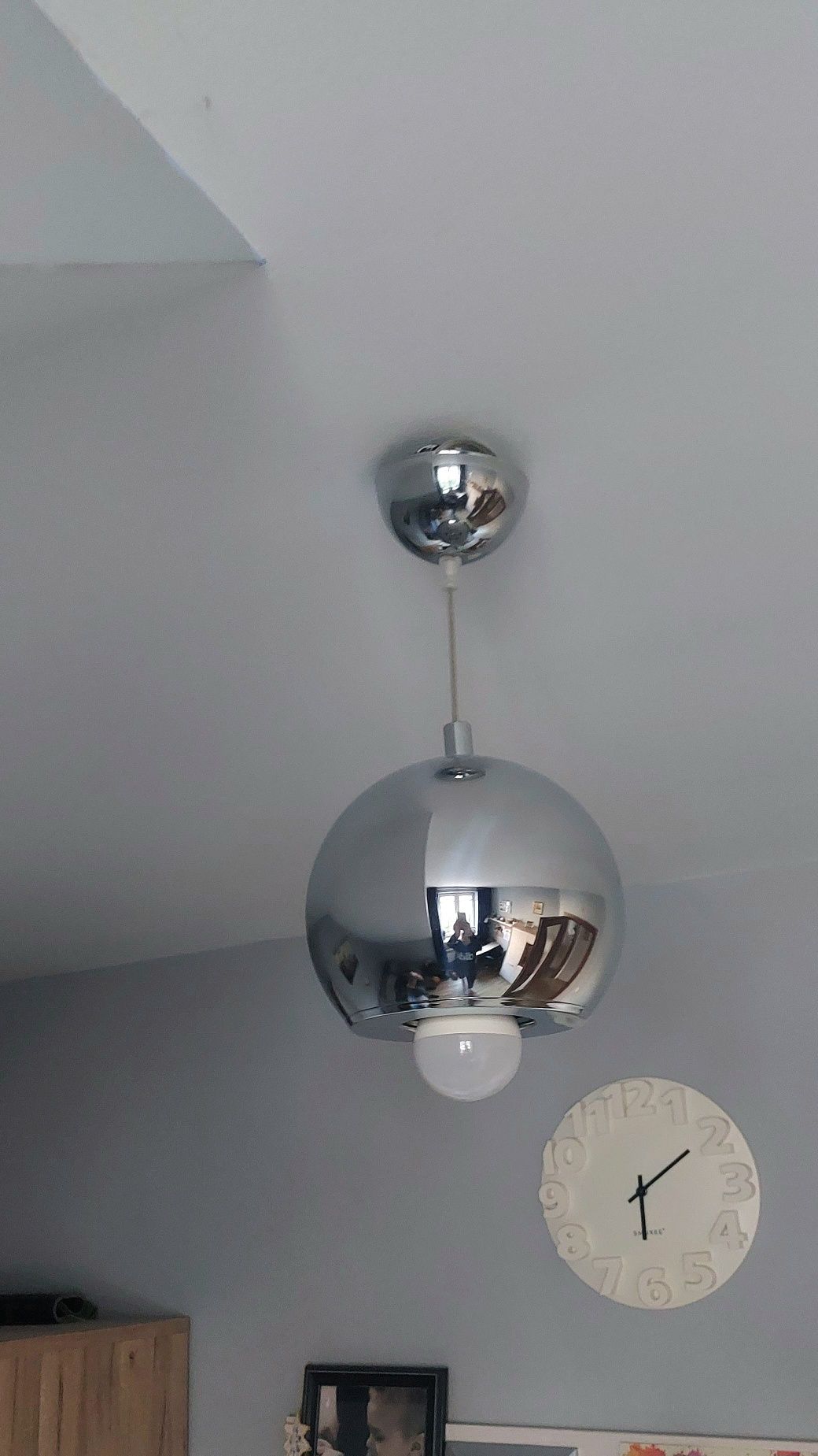Lampa lampy wisząca sufitowa uplafon kula energooszczędne led piękna
