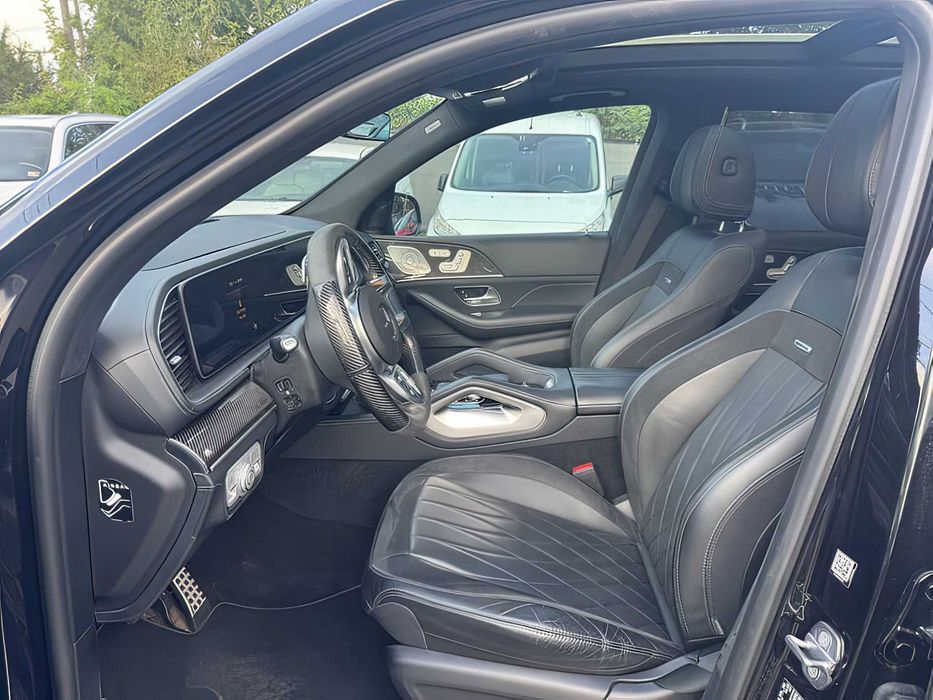 Mercedes-Benz GLE      2021