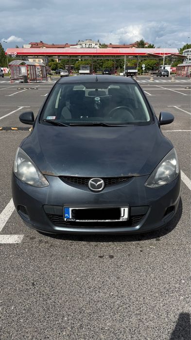 Samochód Mazda 2
