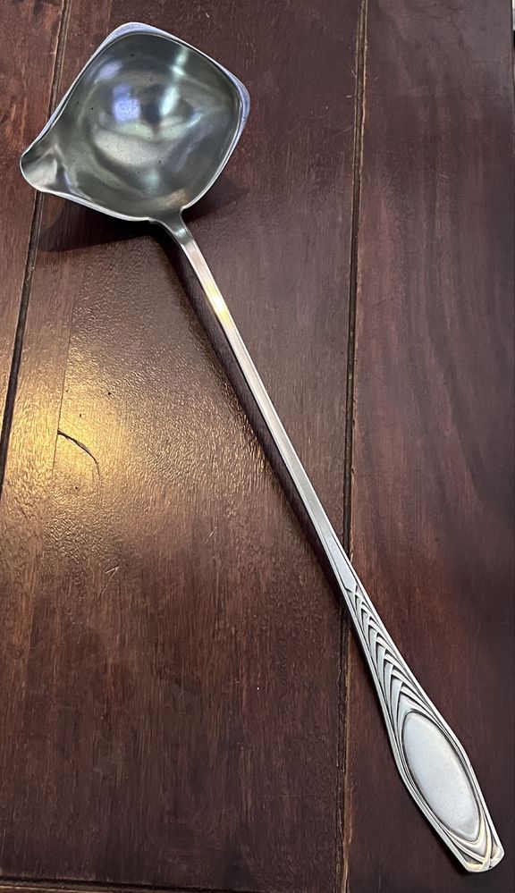 Art deco - Gigantyczna, posrebrzana chochla - Walbreu 40cm wazówka