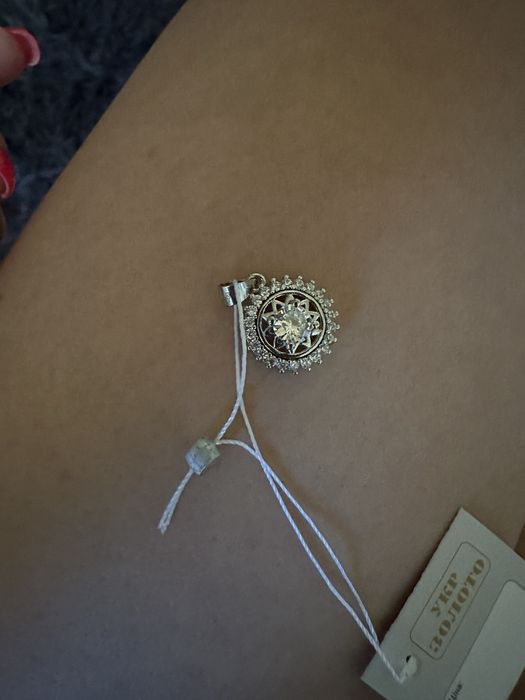 Продається срібний кулончик, підвіска