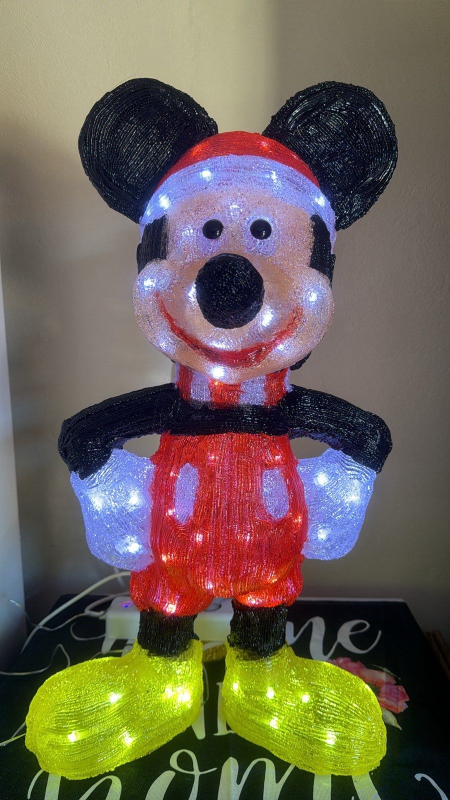 Mickey com 100 leds