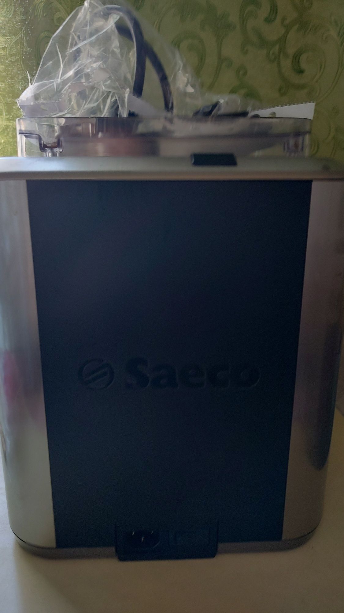 Кофемашина Philips saeco б/у в отличном состоянии