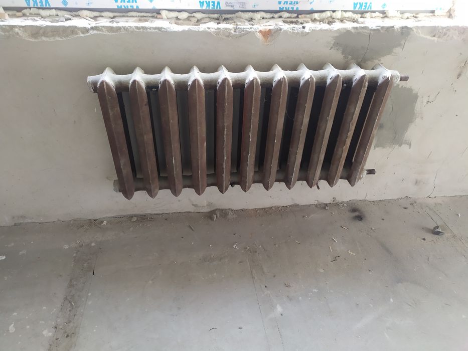 Продам чугунные радиаторы б/у