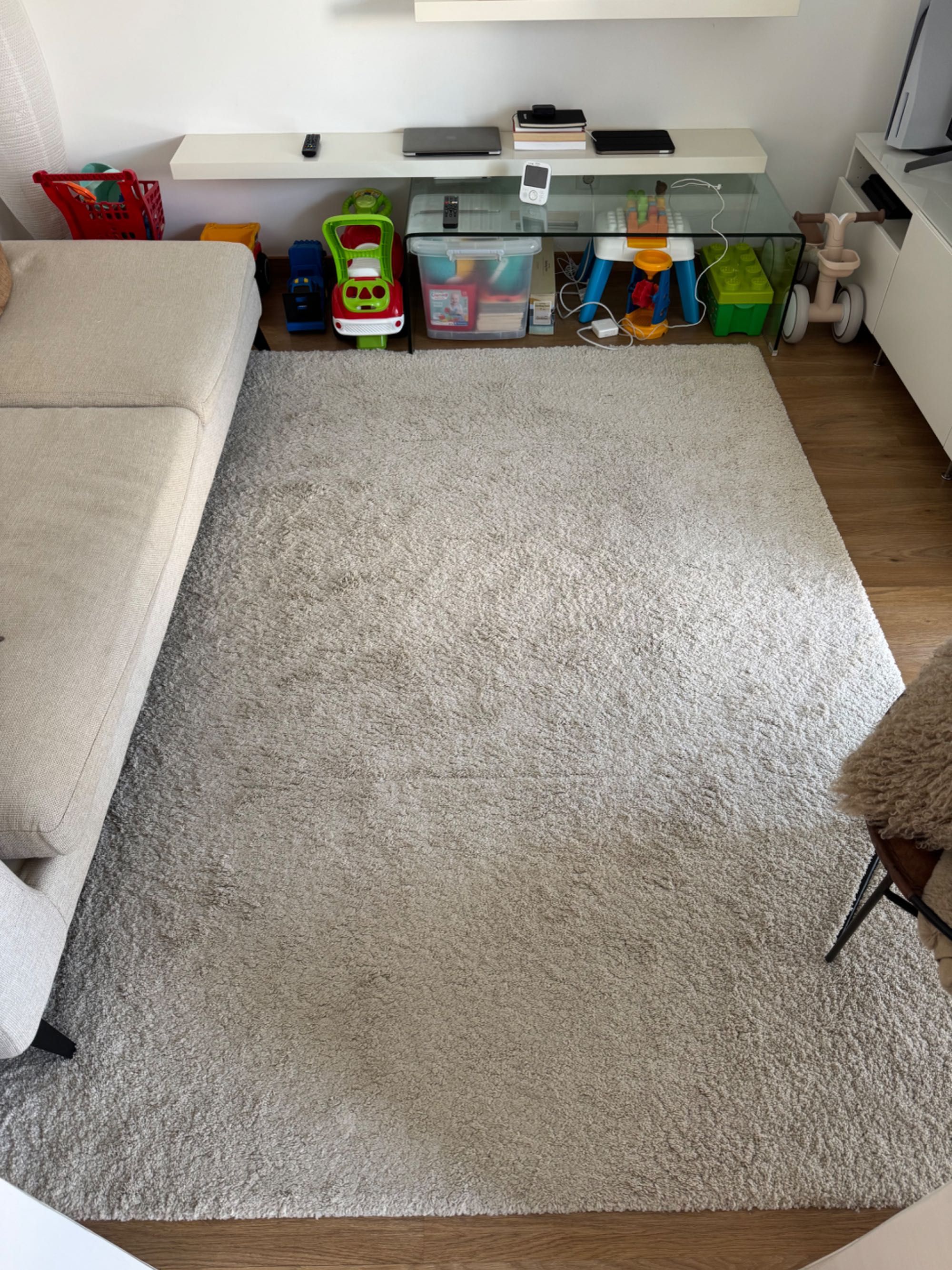 Tapete Ikea Com Uso Sala  - 133x195cm