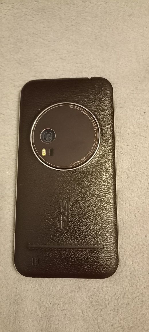 Telefon ASUS  ZenFone Zoom ZX551ML