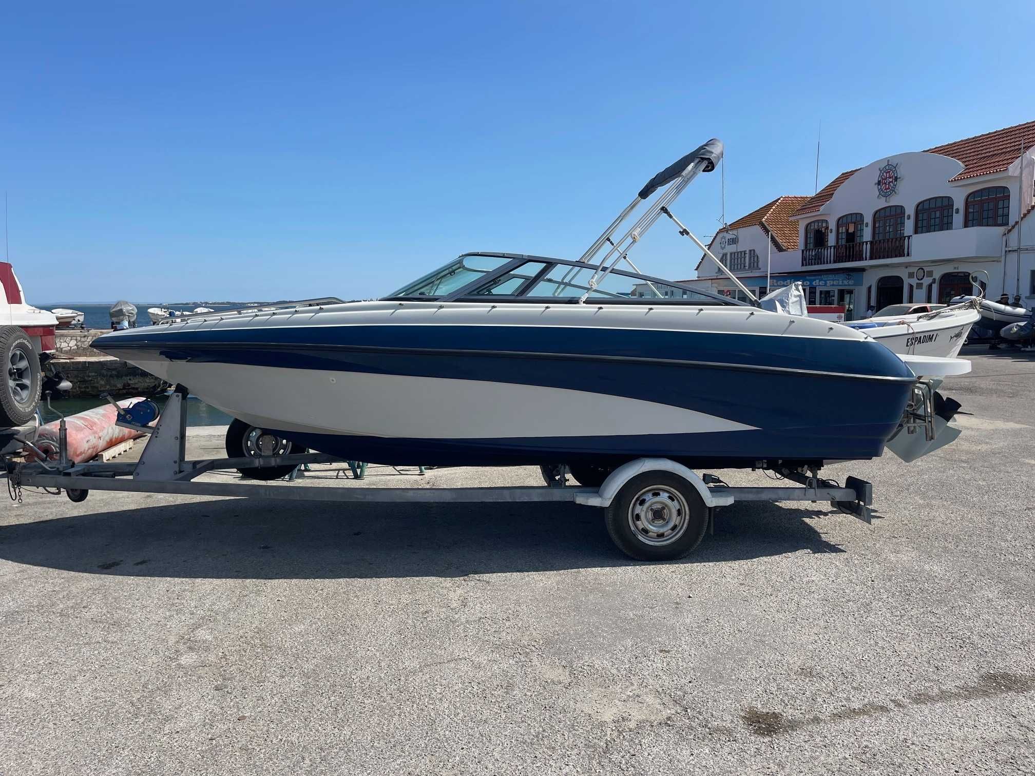 Crownline 192, Penta Volvo 4.3, 190 CV com atrelado