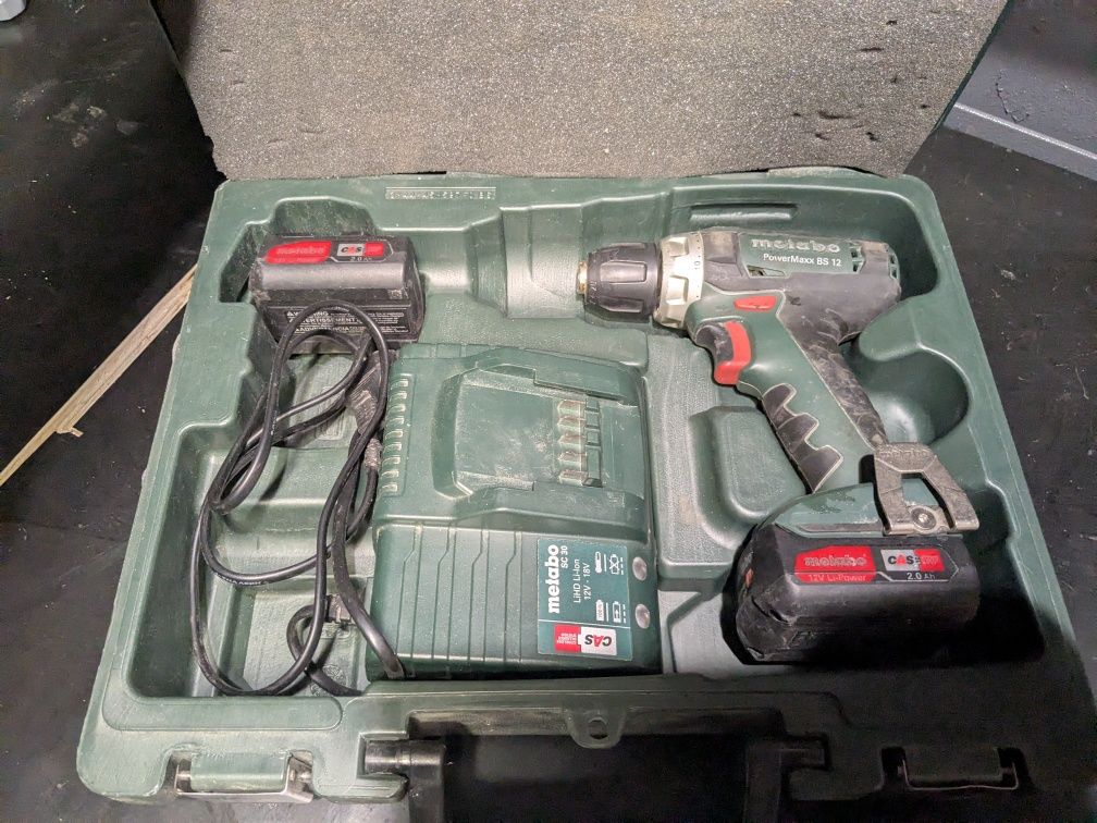 Продам Акумуляторний дриль-шуруповерт Metabo PowerMaxx BS 12 Set