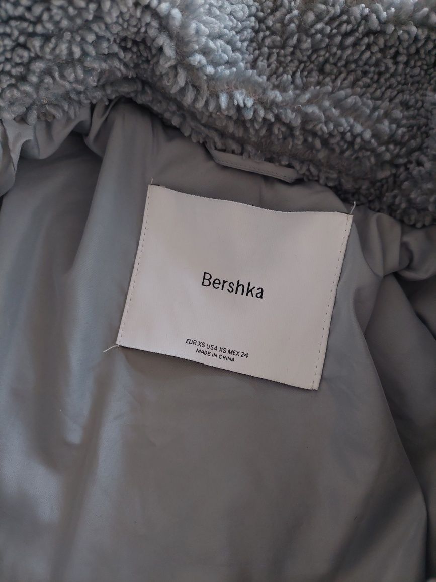 Демі Пальто зі штучної овчини/ куртка - сорочка/ Bershka XS