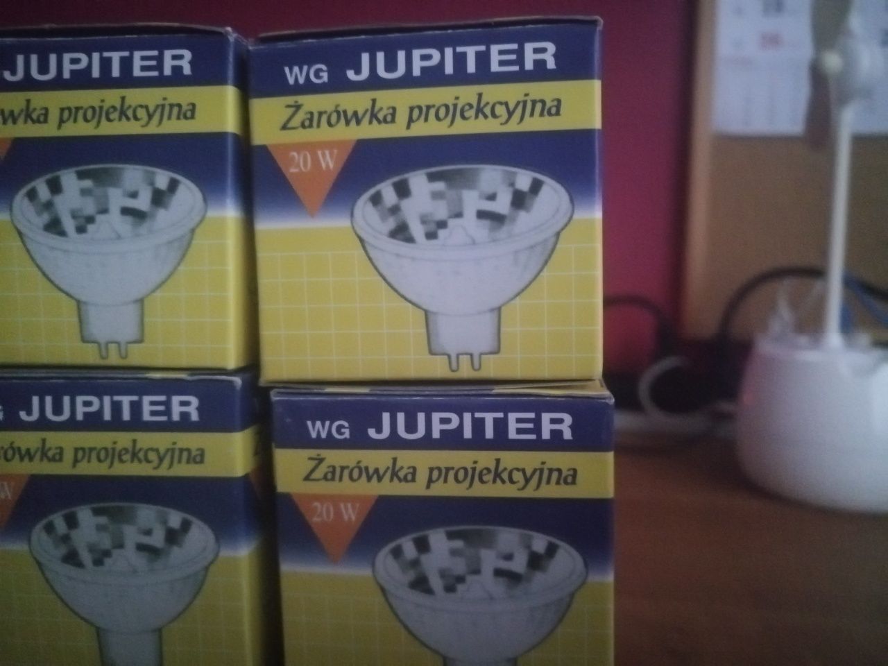 Żarówki projekcyjne 50W i 20W