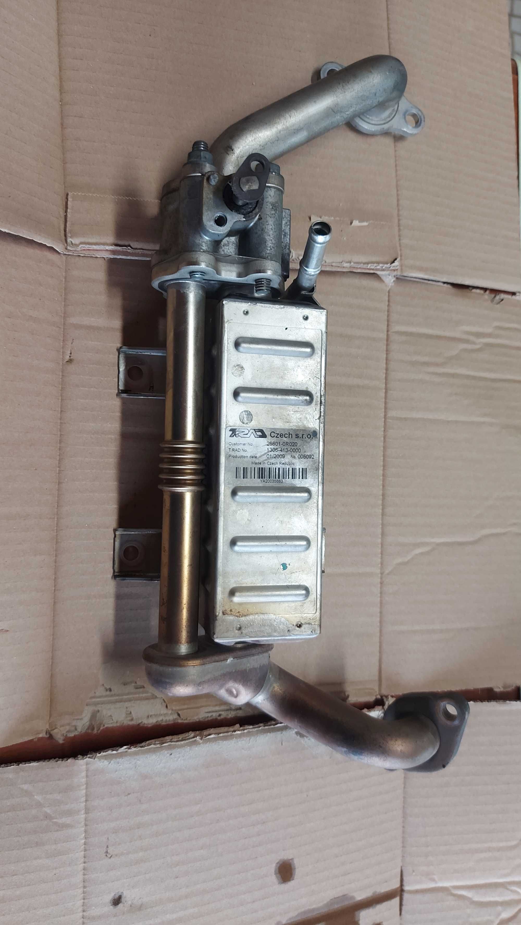 Válvula EGR completa- Toyota avensis 2.2 d4d