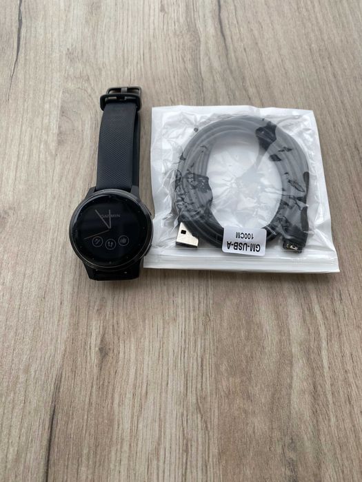 Garmin Vivoactive 4S | NFC, GPS, Музика | Батарейка 2 дні тримає