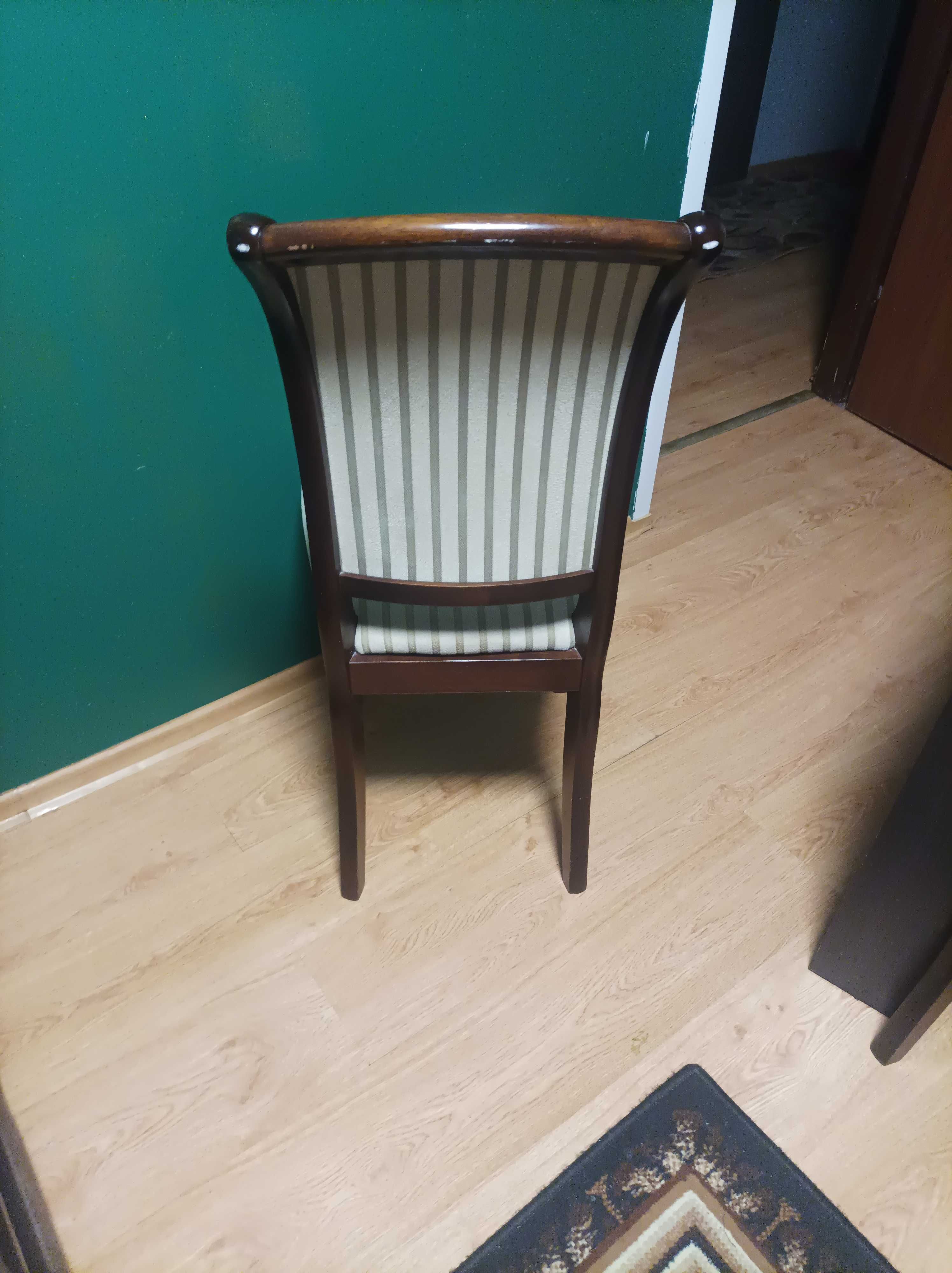 Stół z 6 krzesłami