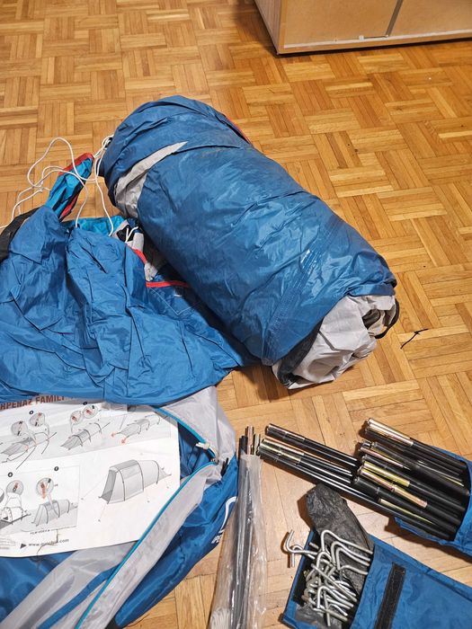 Туристичний намет Quechua Arpenaz Family 4.1 4 місна