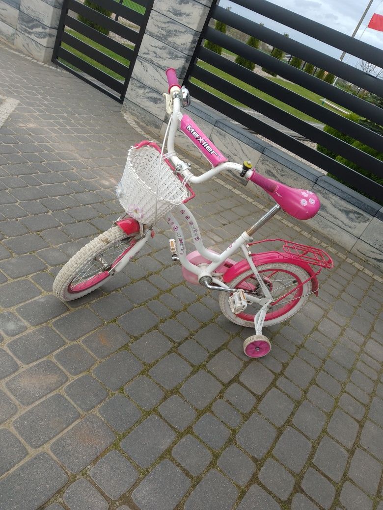 Sprzedam rowerek dla dziewczynki.