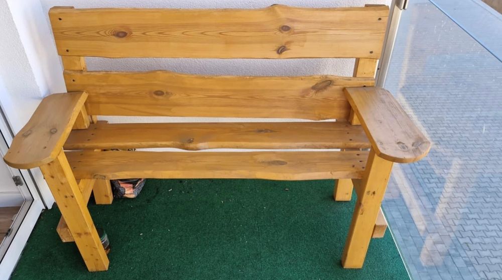 Ławki ogrodowe z drewna – ręczna robota!