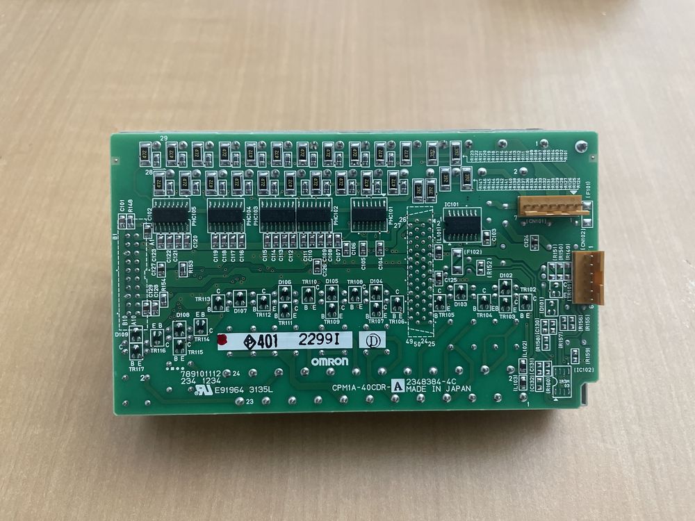 OmRon SYSMAC CPM1A (Automato PLC