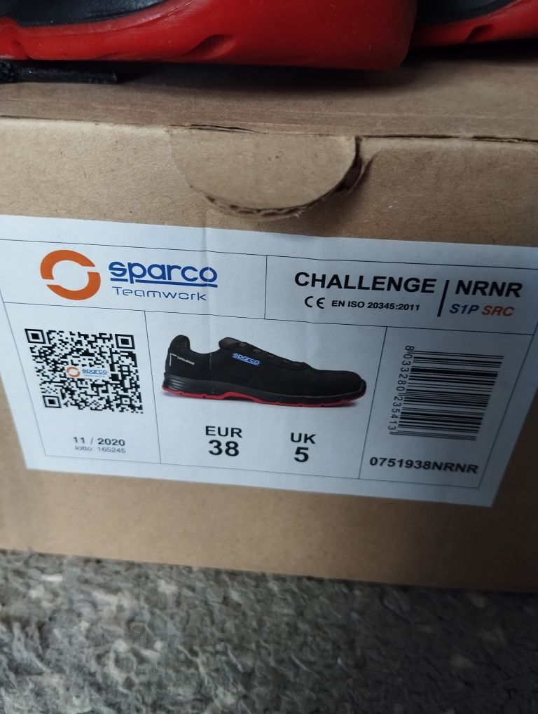 Продам кросівки sparco