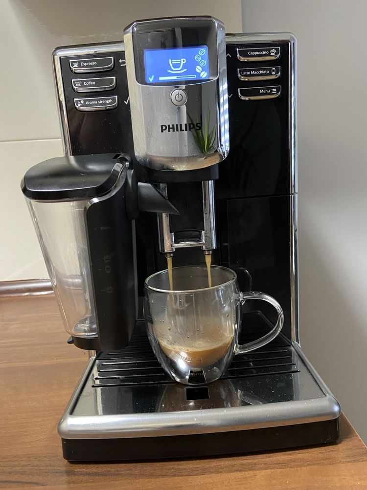 Ekspres Philips Latte Go EP 5330/10