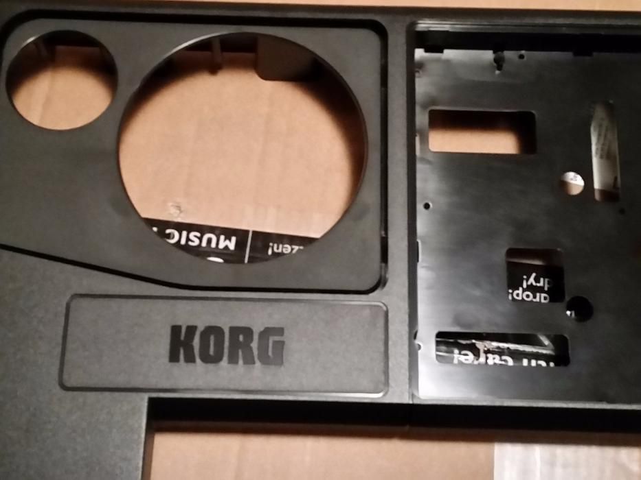 KORG PA600 wierzchni panel nowy