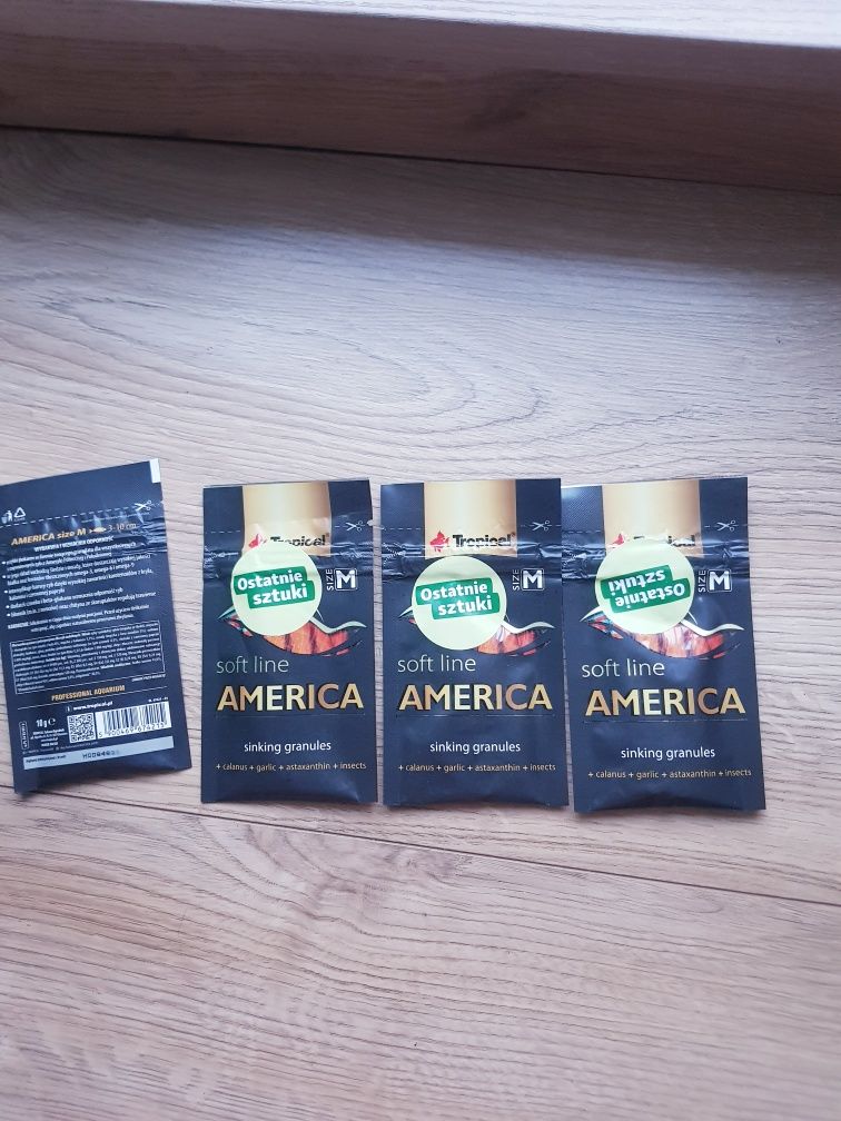 Karma , pokarm dla ryb America Soft Line rozmiar M -4 sztuk